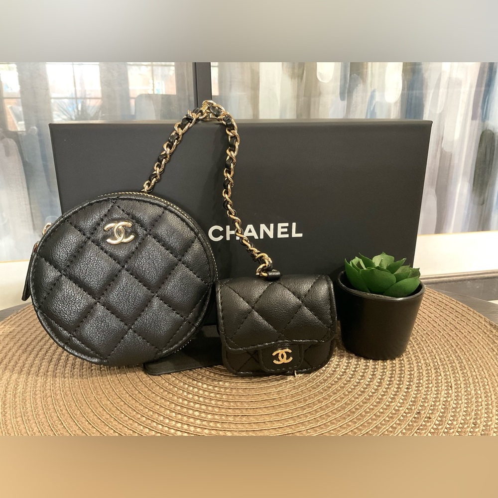 Black Quilted Coin Purse with AirPod Case